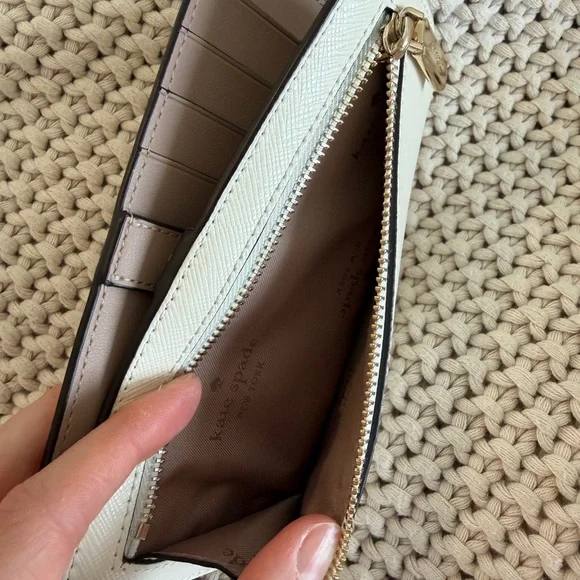 Kate Spade Madison Margot Convertible Shoulder Bag and Wallet in Meringue - Picture 6 of 12